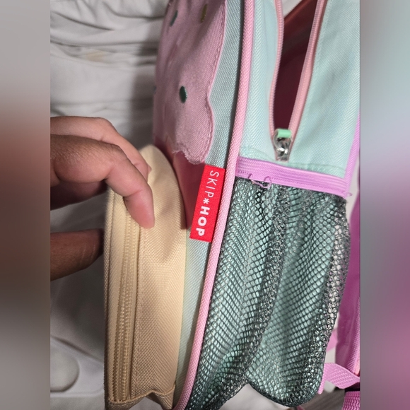 Skip Hop Sparks Little Kid's Backpack, Preschool Ages 3-4, Ice Cream - Picture 5 of 6